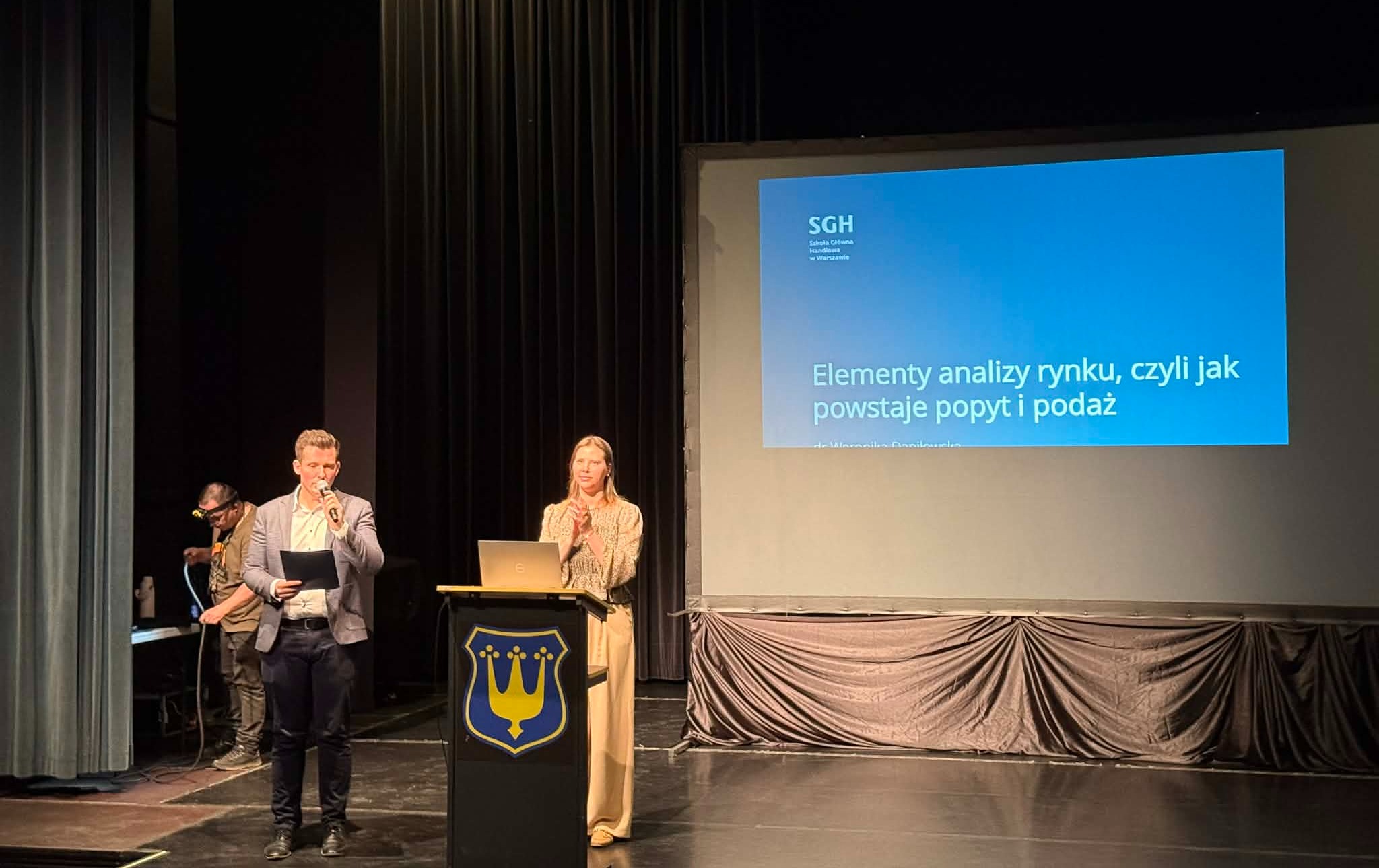 Zdjęcie do INAUGURACJA ZAJĘĆ W RAMACH WSP&Oacute;ŁPRACY Z SGH
